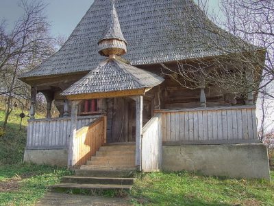 (cod 4813) Biserica de lemn din Așchileu Mic