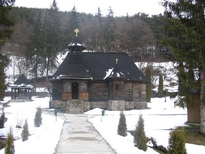 (cod 2792) Biserica de lemn din Toplița