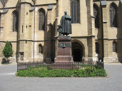 (cod 4323) Statuia Episcopului Tetsch