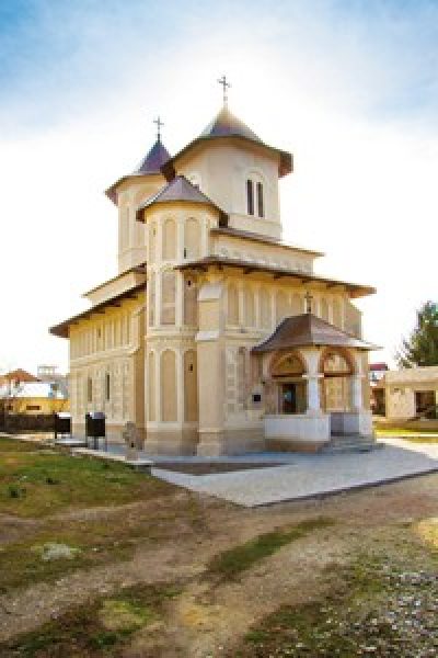 (cod 5304)   Biserica Sfinții Împărați, Târgoviște