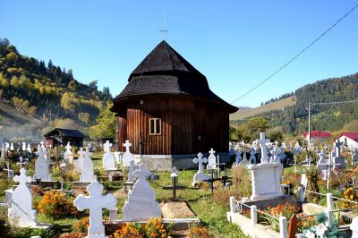 (cod 2787) Biserica de lemn din Bistricioara