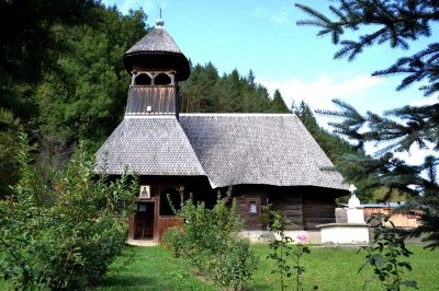 (cod 2790) Biserica de lemn din Fărcaşa