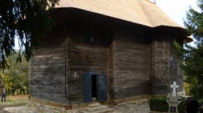 (cod 3630) Biserica de lemn &quot;Adormirea Maicii Domnului &quot; sat Lărgăşeni