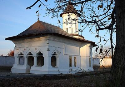 (cod 3610) Biserica &quot;Adormirea Maicii Domnului&quot; din comuna Bordești