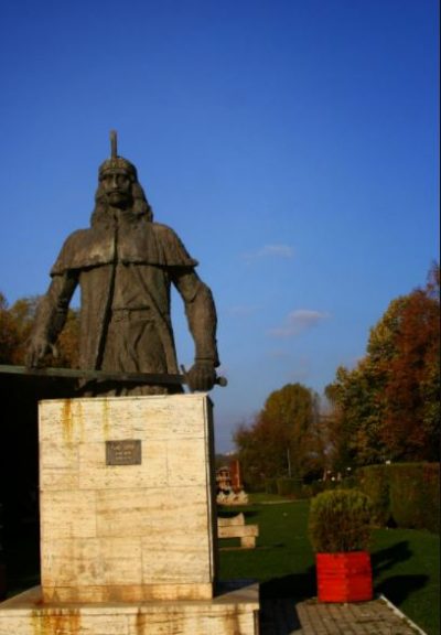 (cod 5312) Bustul Voievodului Vlad Țepeș, Parcul Chindia