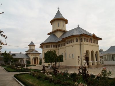 (cod 3938) Mănăstirea Vladimireşti