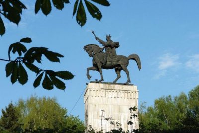 (COD 3011) &#8211; Statuia ecvestra a lui Stefan cel Mare Suceava